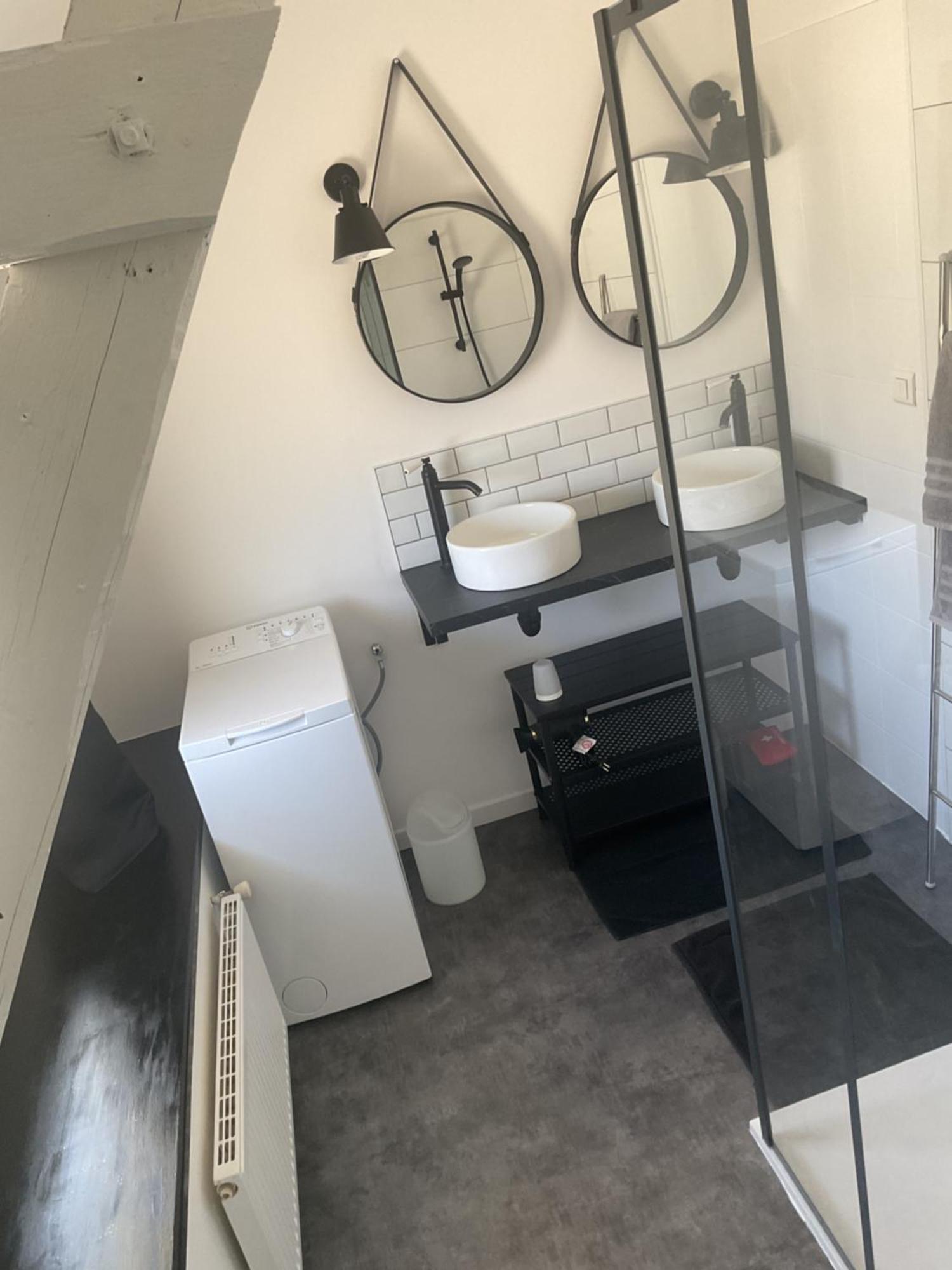 Charmant Gite Avec Exterieur Et Piscine Partagee Mespaul Esterno foto